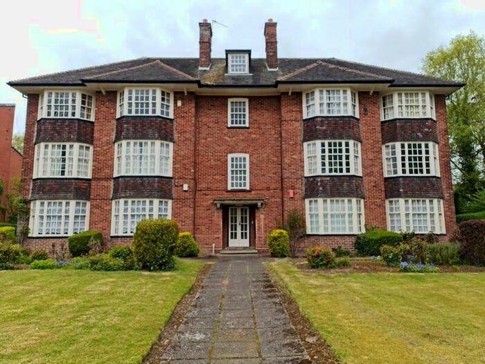 2 Bedroom Apartment To Rent In Bristol Road, Selly Oak, Birmingham, B29