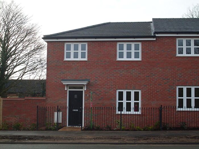 2 Bedroom Semi Detached House To Rent In Tuttle Hill, Nuneaton, CV10