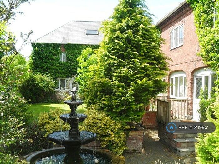 1 Bedroom Flat To Rent In Bathafarn Hall, Ruthin, LL15