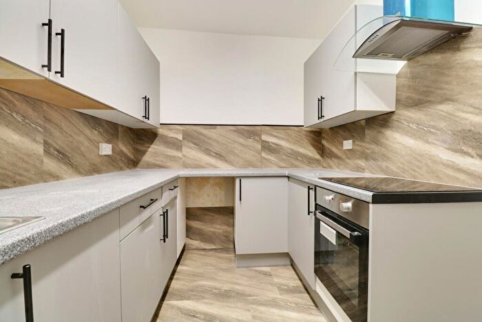 Studio To Rent In Halfway Street, Sidcup, Kent, DA15