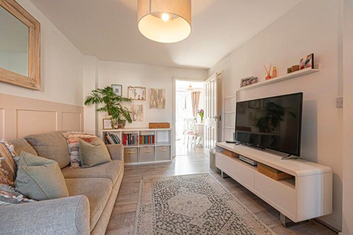 2 Bedroom Semi Detached House For Sale In Clos Brynach, Brynmenyn, CF32