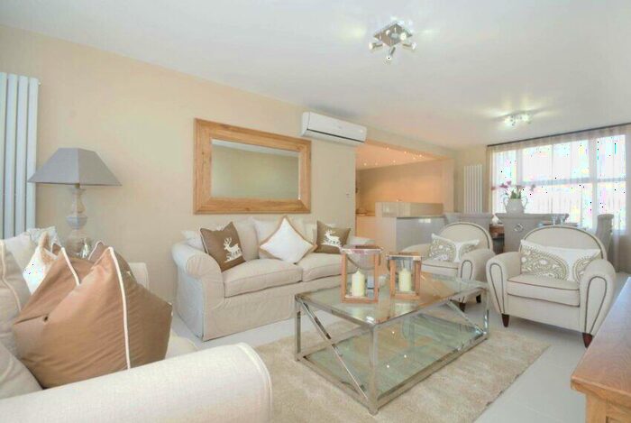 3 Bedroom Apartment To Rent In Boydell Court, St Johns Wood Park, St Johns Wood, London, NW8
