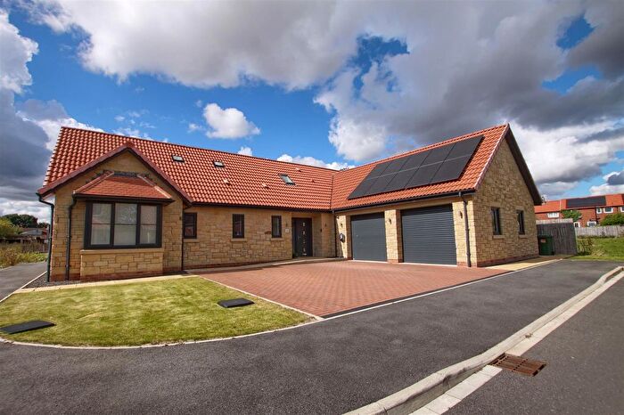 3 Bedroom Detached Bungalow For Sale In Hunters Ride, Appleton Wiske, DL6