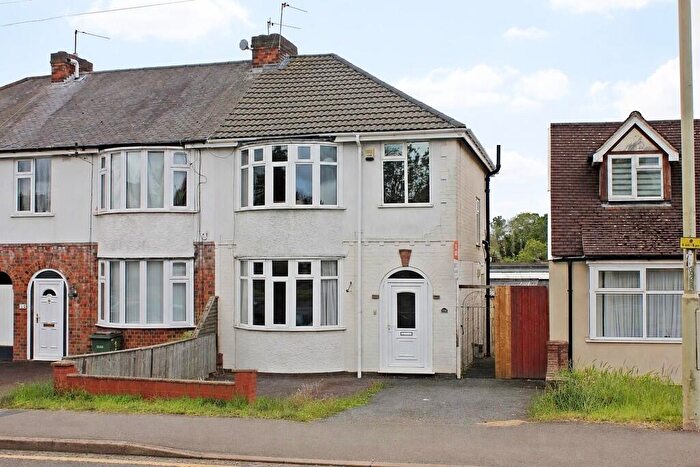 3 Bedroom Semi Detached House For Sale In Harborough Road, Oadby, Leicester, LE2