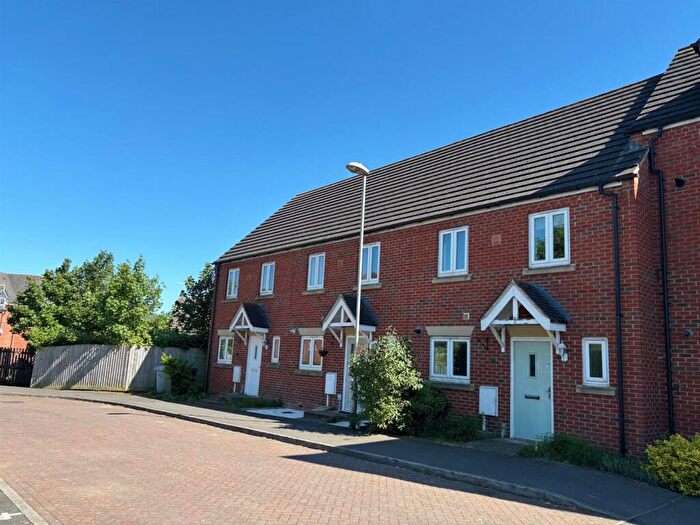 2 Bedroom Town House To Rent In The Crossings, Newark, NG24