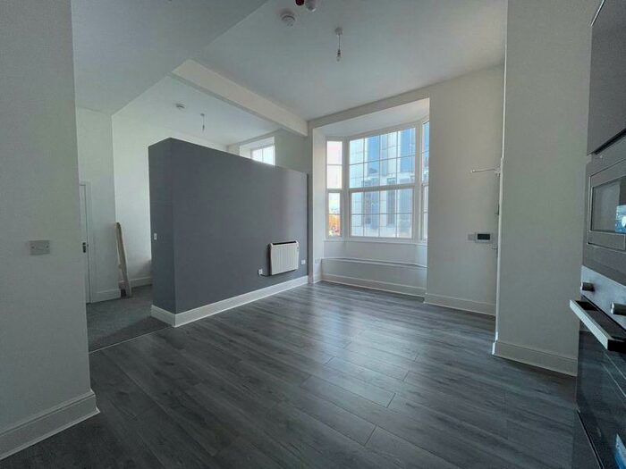 1 Bedroom Flat To Rent In Story Street, Hull, HU1