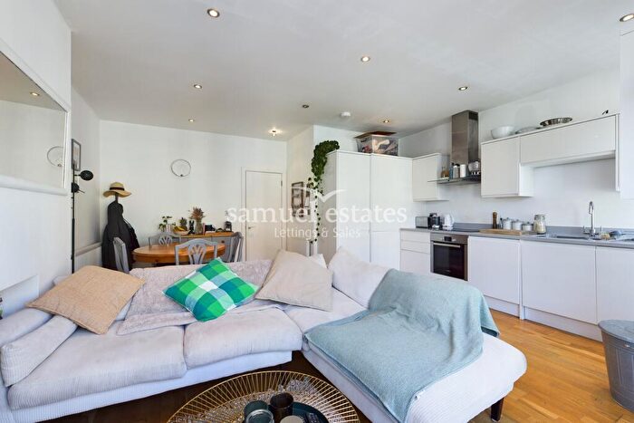 1 Bedroom Flat To Rent In Sangora Road, London, SW11