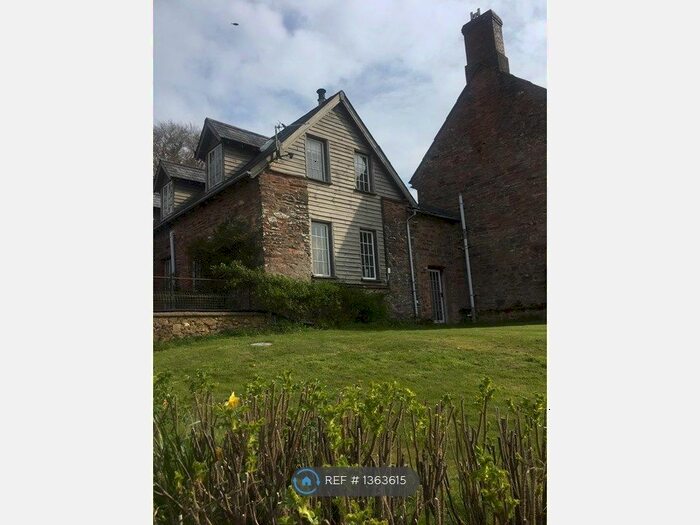 2 Bedroom Semi-Detached House To Rent In Skilgate, Taunton, TA4