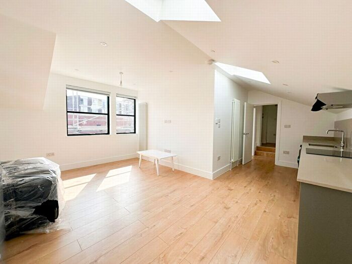 1 Bedroom Flat To Rent In Millers Terrace, London, E8