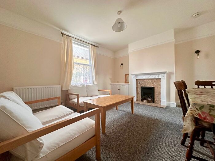 1 Bedroom Flat To Rent In High Street, Swavesey, Cambridge, CB24