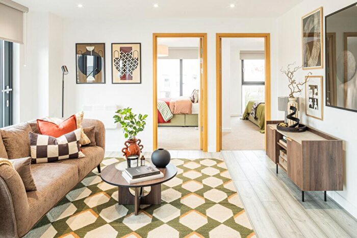 2 Bedroom Apartment To Rent In The Radiant, Kirkstall Road, Leeds, LS3