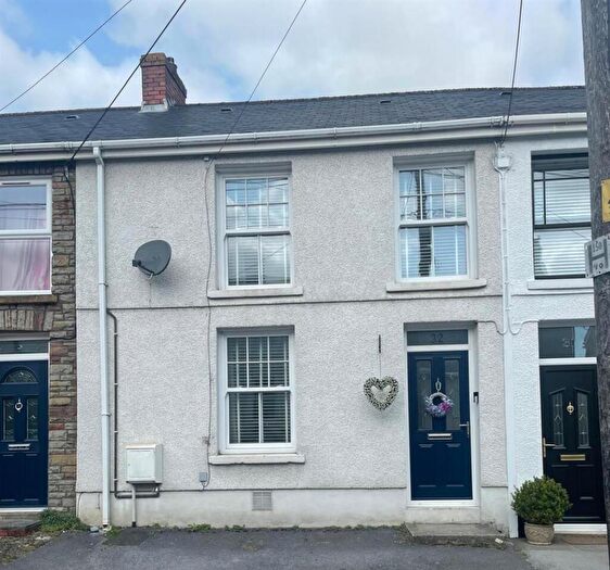 3 Bedroom Terraced House For Sale In Brynamman Road, Lower Brynamman, Ammanford, SA18