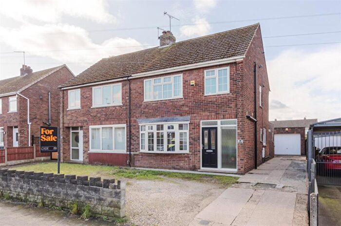 3 Bedroom Semi Detached House For Sale In Low Leys Road, Scunthorpe, DN17