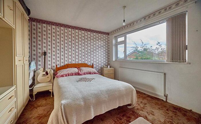 3 Bedroom Detached House For Sale In Farneway, Hinckley, LE10