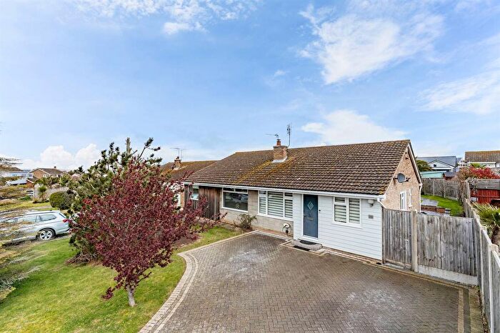 3 Bedroom Semi Detached Bungalow For Sale In Florence Avenue, Seasalter, Whitstable, CT5