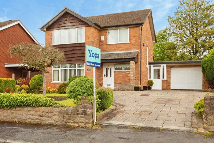 3 Bedroom Detached House For Sale In Grove Crescent, Adlington, Chorley, PR6