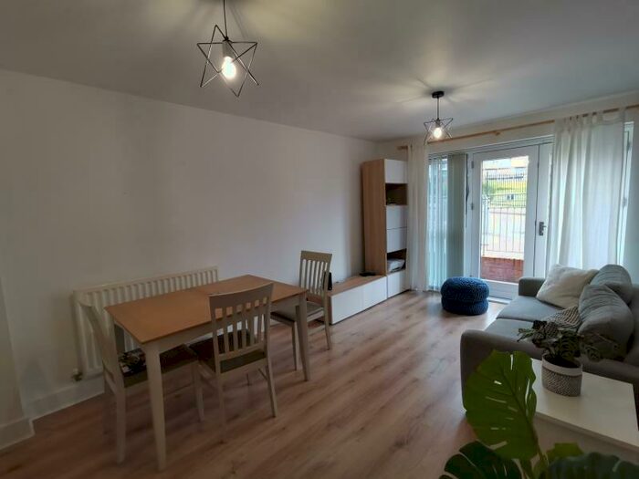 2 Bedroom Apartment To Rent In Alfred Knight Way, Park Central, Birmingham, B15