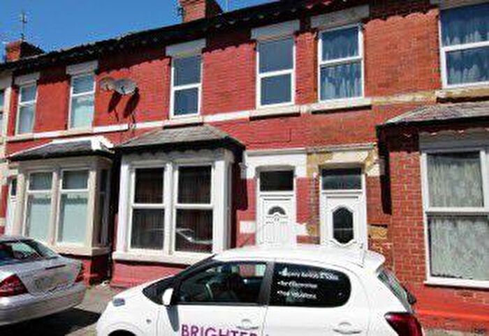 2 Bedroom Terraced House For Sale In Gladstone Street, Blackpool, Lancashire, FY4