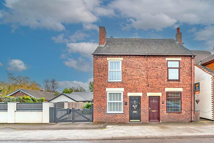 3 Bedroom Semi-Detached House For Sale In Stafford Road, Great Wyrley, WS6