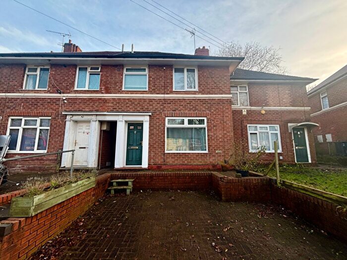 3 Bedroom Semi Detached House To Rent In Alwold Road, Birmingham, B29