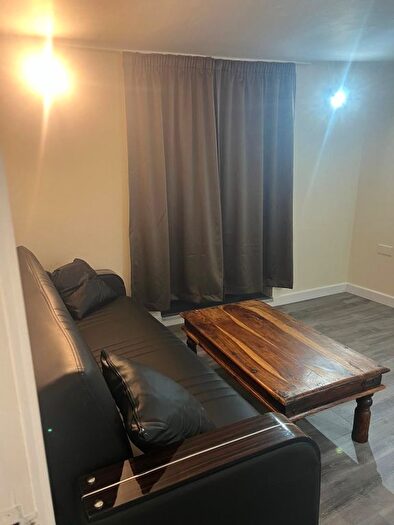 1 Bedroom Flat To Rent In Holloway Road, London, N19