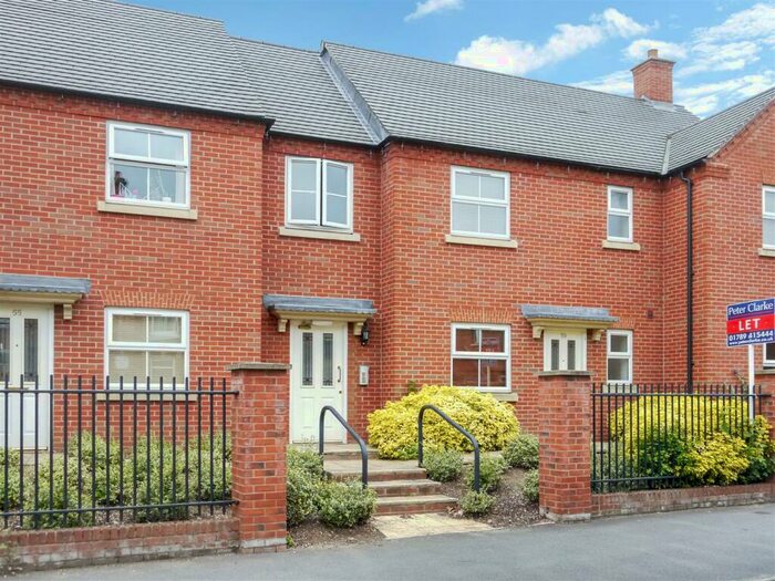 2 Bedroom Apartment To Rent In Clopton Road, Stratford-upon-Avon, CV37