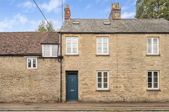 2 Bedroom Terraced House For Sale In Gloucester Road, Cirencester, Gloucestershire, GL7