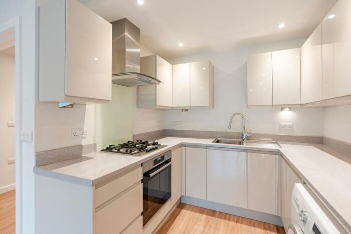 1 Bedroom Flat To Rent In Banbury Road, Kidlington, Oxfordshire, OX5