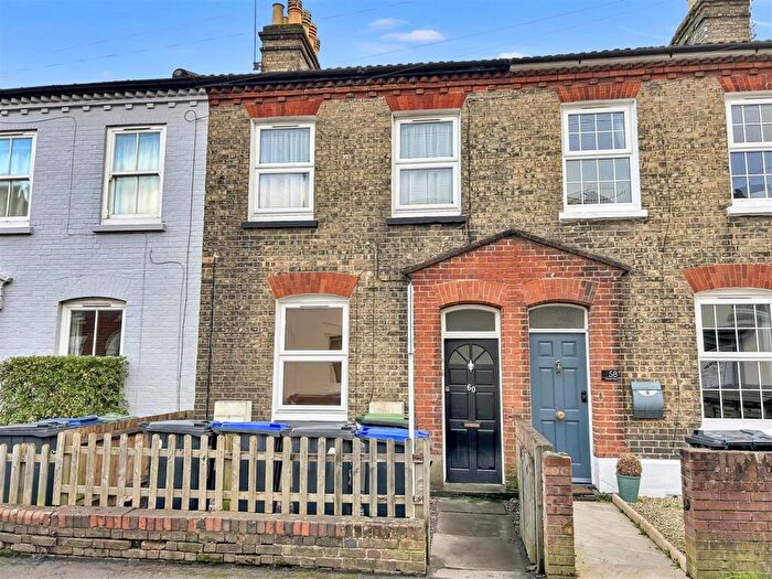 1 Bedroom Flat To Rent In Windsor Street, Salisbury, SP2