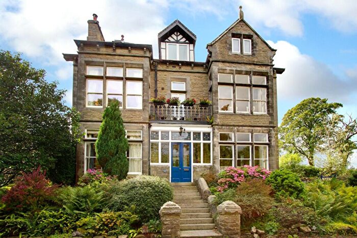 2 Bedroom Apartment For Sale In Moorgarth Hall, Ingleton, LA6