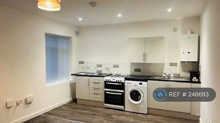 1 Bedroom Flat To Rent In Kenwardly Road, Hull, HU10
