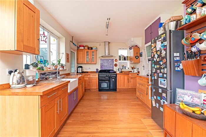 3 Bedroom Detached House For Sale In Wimpole Road, Barton, Cambridge, CB23