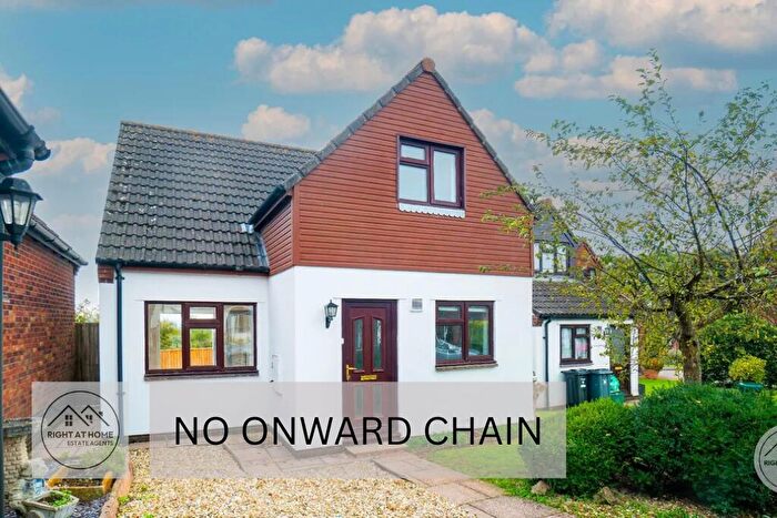 3 Bedroom End Of Terrace House For Sale In Longmeadow, Broadclyst, Exeter, EX5