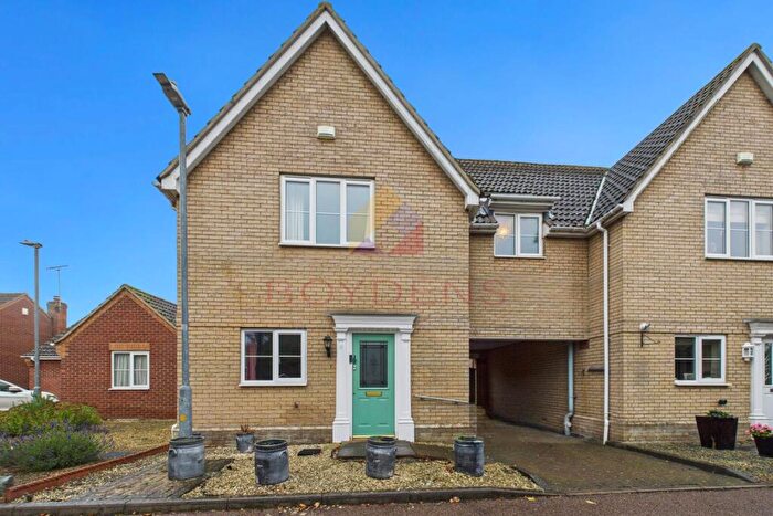 3 Bedroom Detached House For Sale In Walmer Close, Brightlingsea, CO7