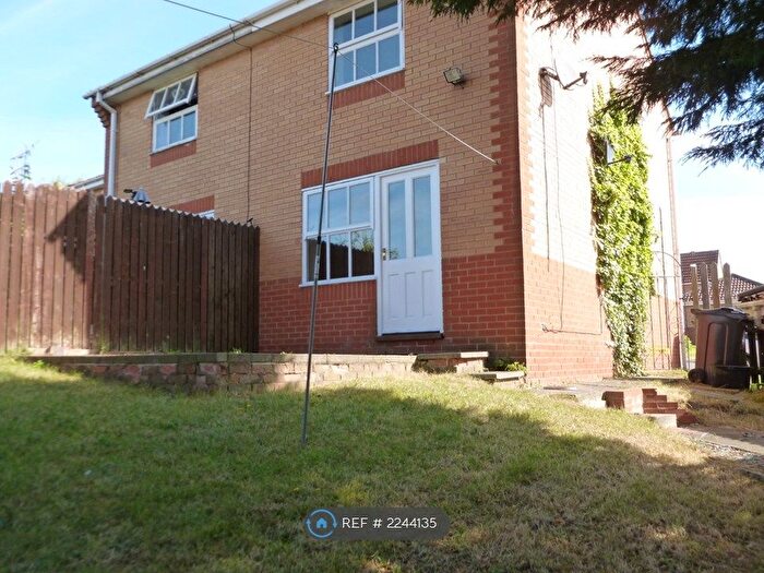 2 Bedroom Semi-Detached House To Rent In Findern Close, Belper, DE56