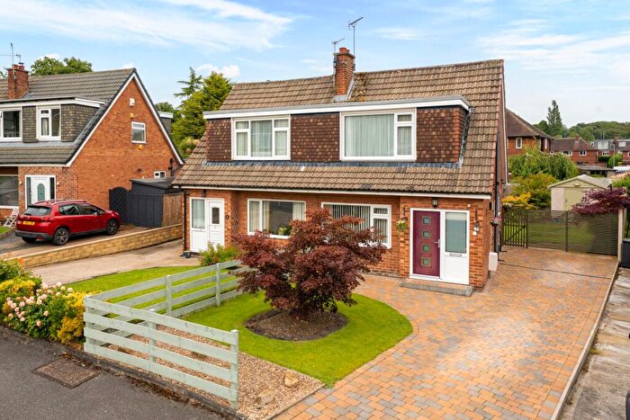 3 Bedroom Semi-Detached House For Sale In Highwood Avenue, Moortown, Leeds, LS17