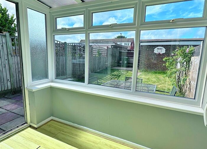 3 Bedroom Terraced House For Sale In Laburnum Walk, Eastbourne, BN22