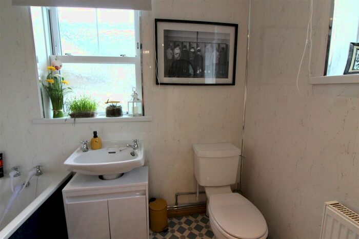 3 Bedroom Terraced House For Sale In Hill Street, Newbridge, Newport, NP11