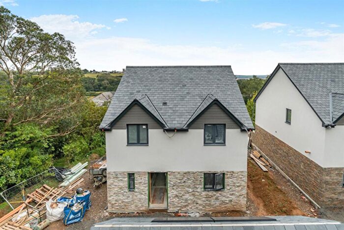 3 Bedroom Detached House For Sale In Lower Park Road, Braunton, EX33
