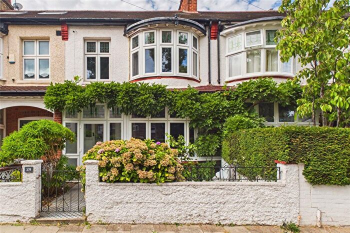 3 Bedroom Terraced House For Sale In Trelawn Road, London, SW2
