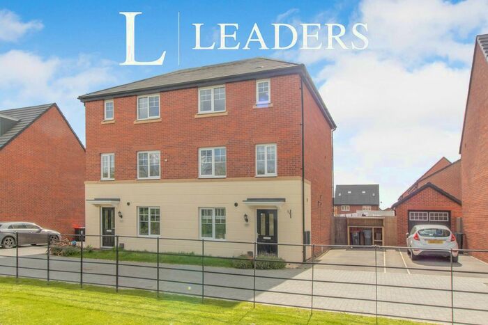 4 Bedroom Town House To Rent In Devana Gardens, Chester, CH4