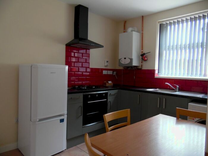 2 Bedroom Flat To Rent In London Road, Leicester, LE2