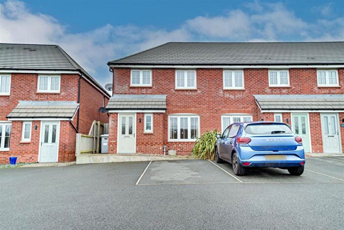 3 Bedroom Semi-Detached House For Sale In Lycett Close, Somerford, Congleton, CW12