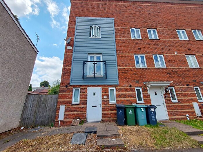 3 Bedroom Property To Rent In Merton Way, Walsall, WS2
