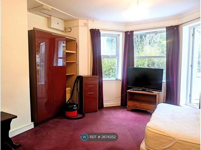 Studio To Rent In Trinity Crescent, Folkestone, CT20