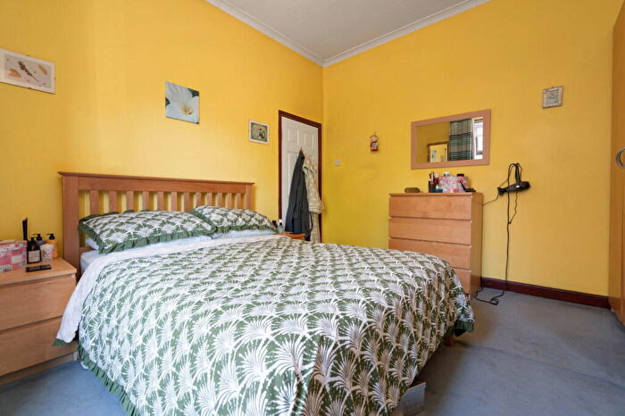 3 Bedroom End Of Terrace House For Sale In Sumner Street, Glossop, SK13