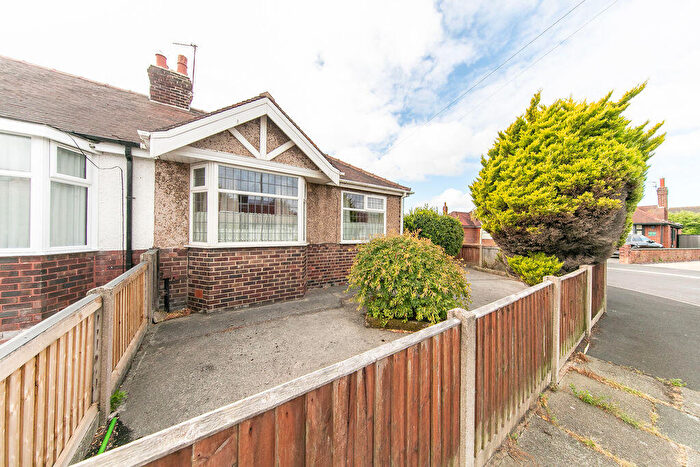 2 Bedroom End Of Terrace House For Sale In No., Kendal Avenue, Highfurlong, Lancs, FY3