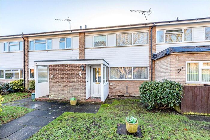 3 Bedroom Terraced House For Sale In Millmead, Byfleet, West Byfleet, Surrey, KT14