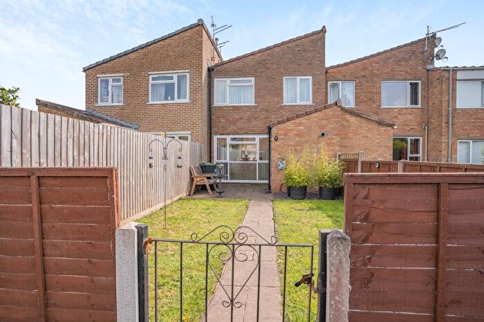3 Bedroom Terraced House For Sale In Willow Close, Bulwark, Chepstow, NP16