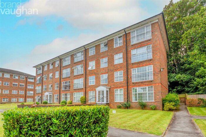 2 Bedroom Apartment To Rent In Withdean Rise, Brighton, East Sussex, BN1